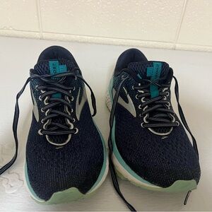 Brooks Women's Ghost 11 Blue and Teal Running Shoes
